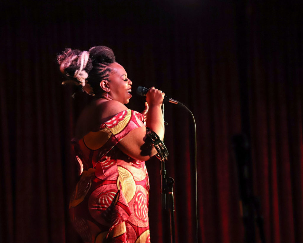Image of Arietta Ward singing.