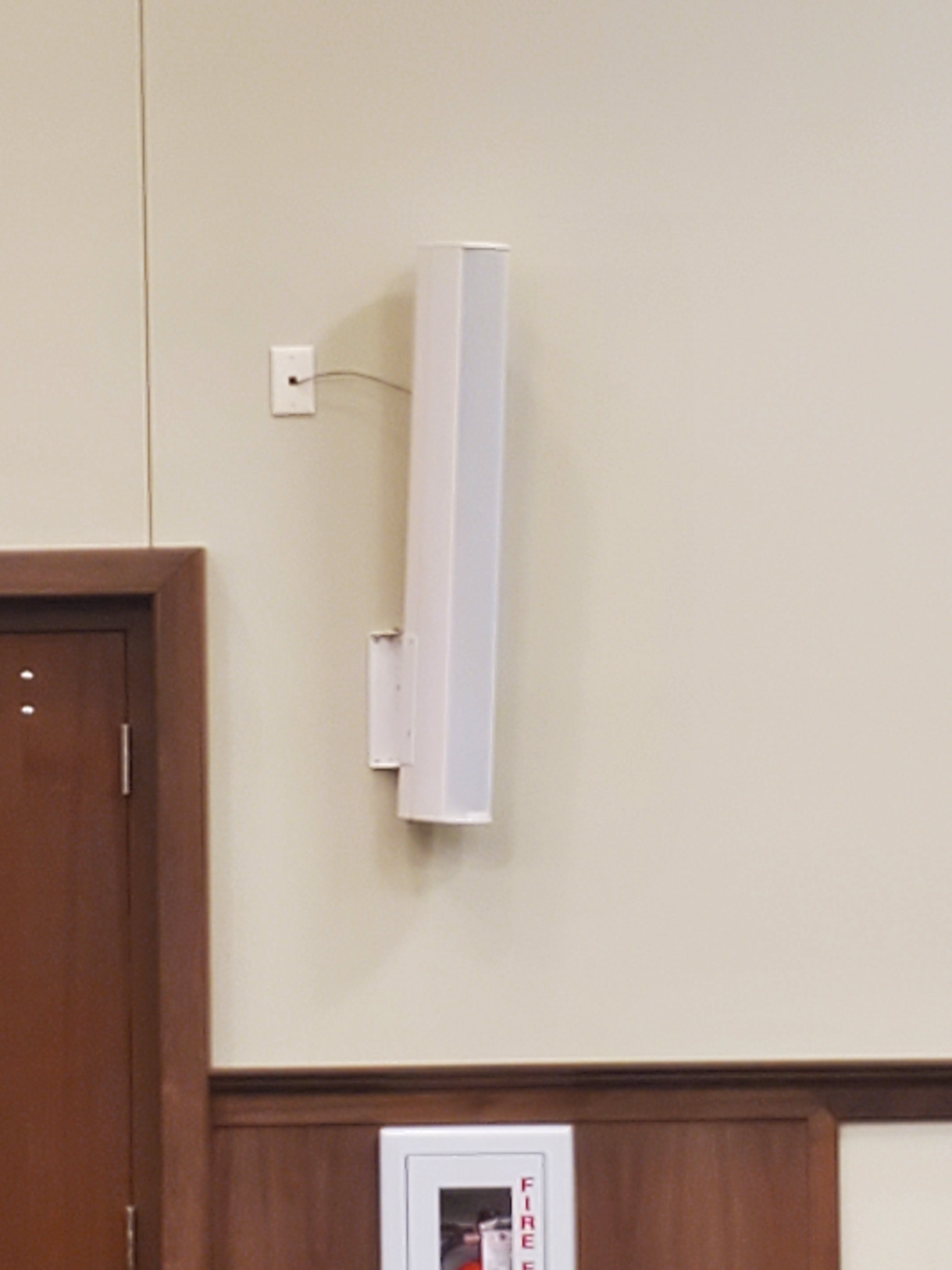 Vertical Speaker on wall