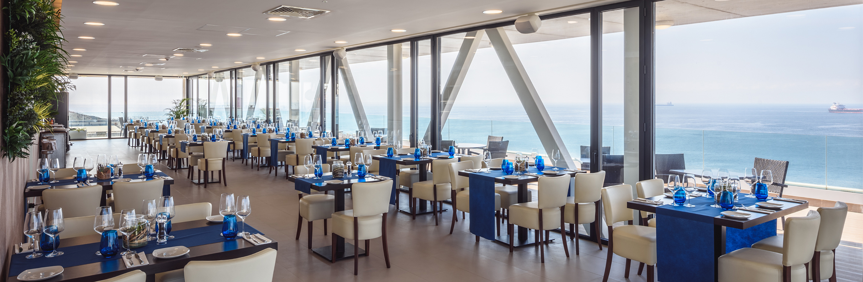 Apart-Bistro Point Restaurant UK Apart-Bistro Point Restaurant UK