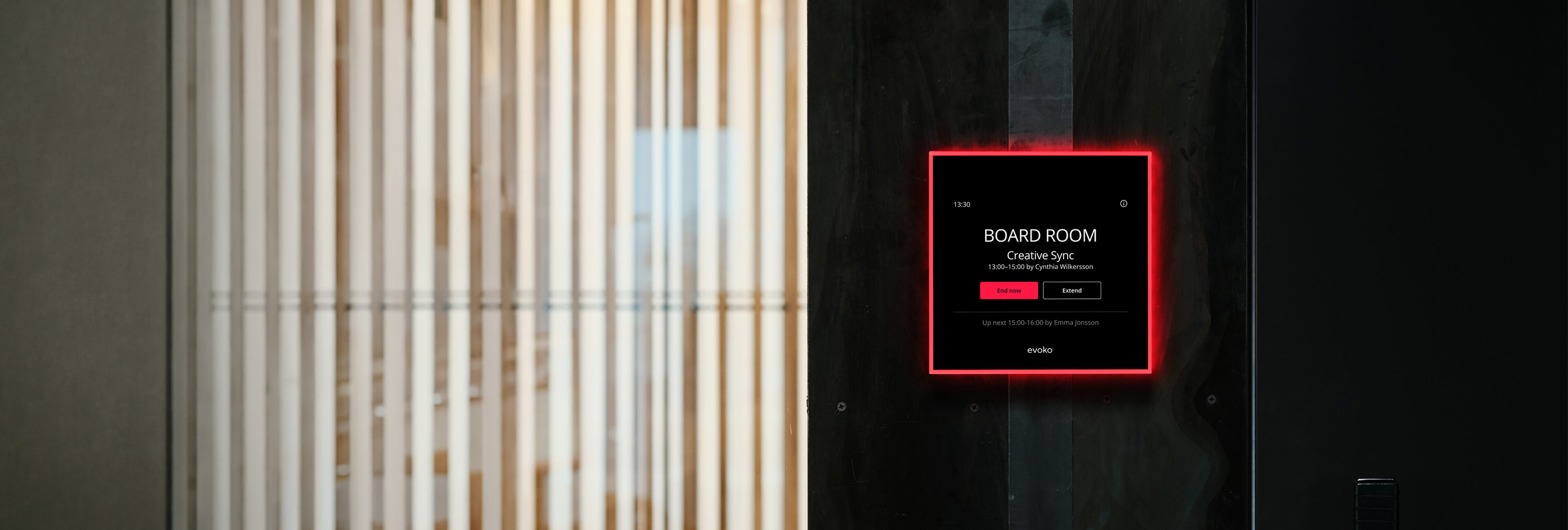 Red Naso Room Manager